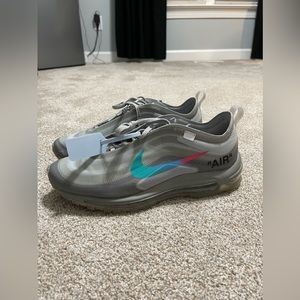 Gray Off White Air Max